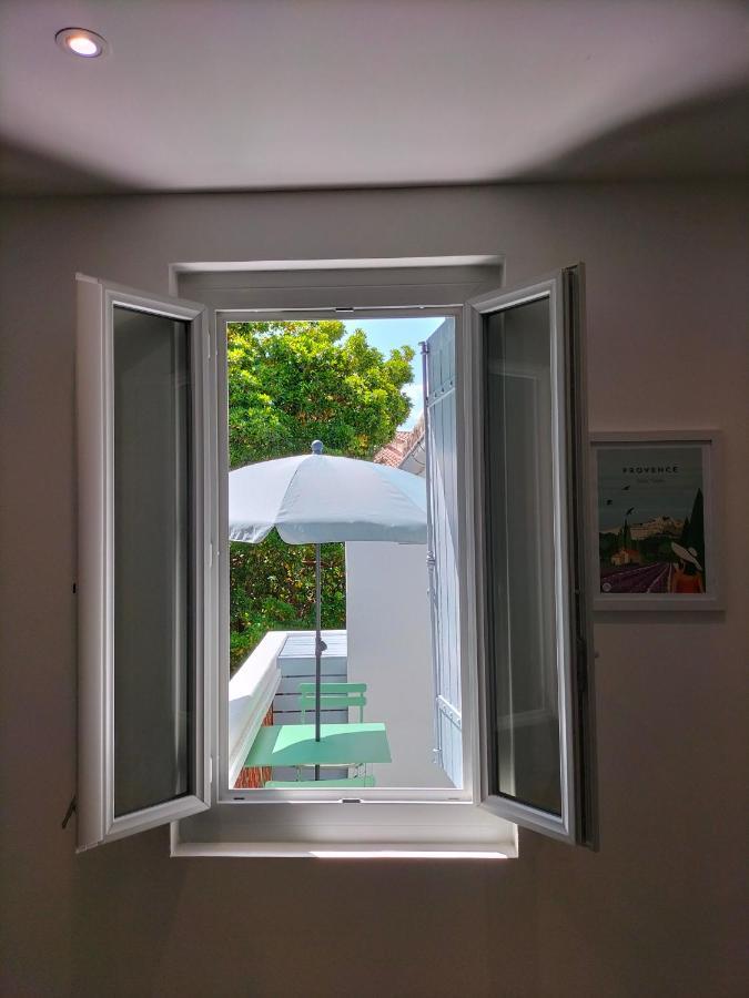 Studio Terrasse, Intra-Muros, Climatise Avec Wifi Авіньйон Екстер'єр фото